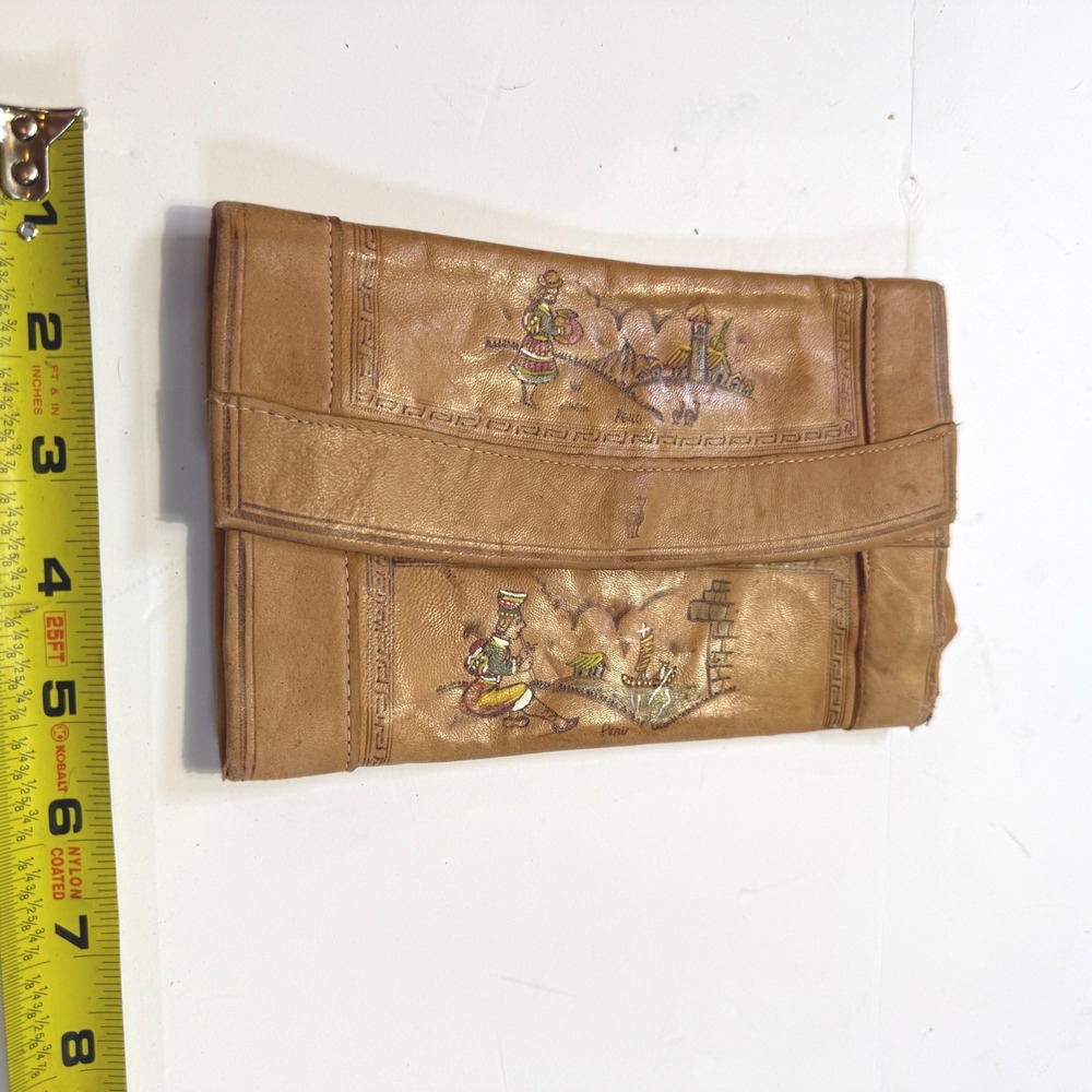 Vintage Peruvian Hand Tooled Leather Clutch Wallet Tan Folk Art Hand Painted